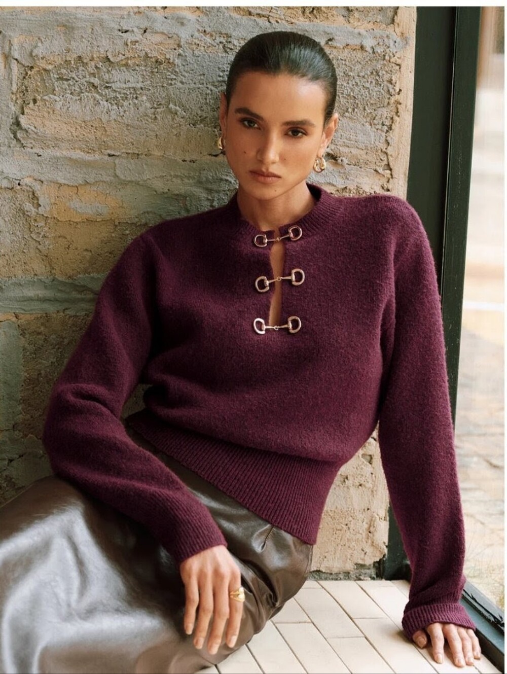 Commense Quiet Luxury Burgundy Horsebit Detail Long Sleeve Crewneck Sweater Sz S
